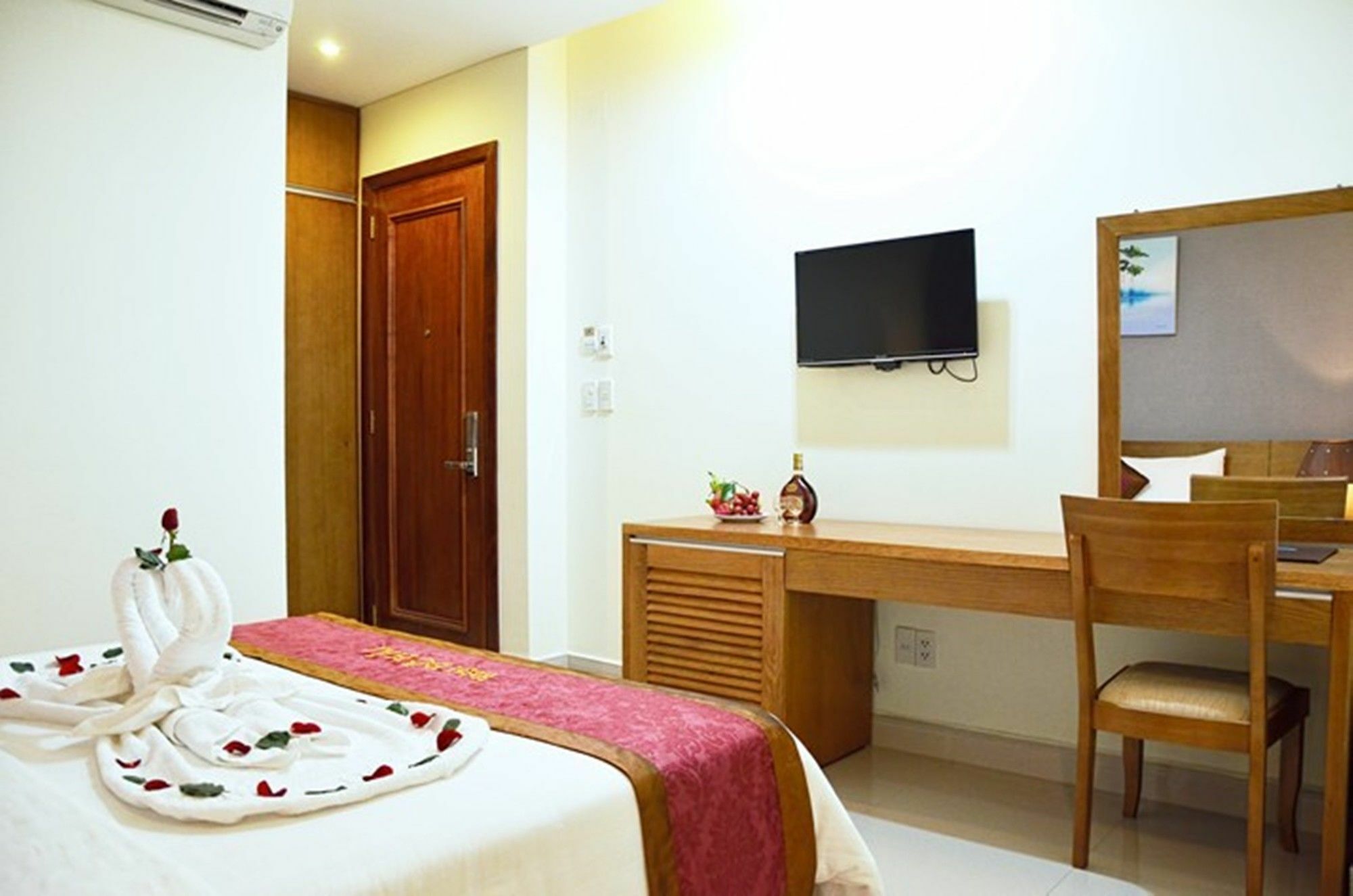 Doha Central Bliss Danang Hotel By Haviland Exterior photo